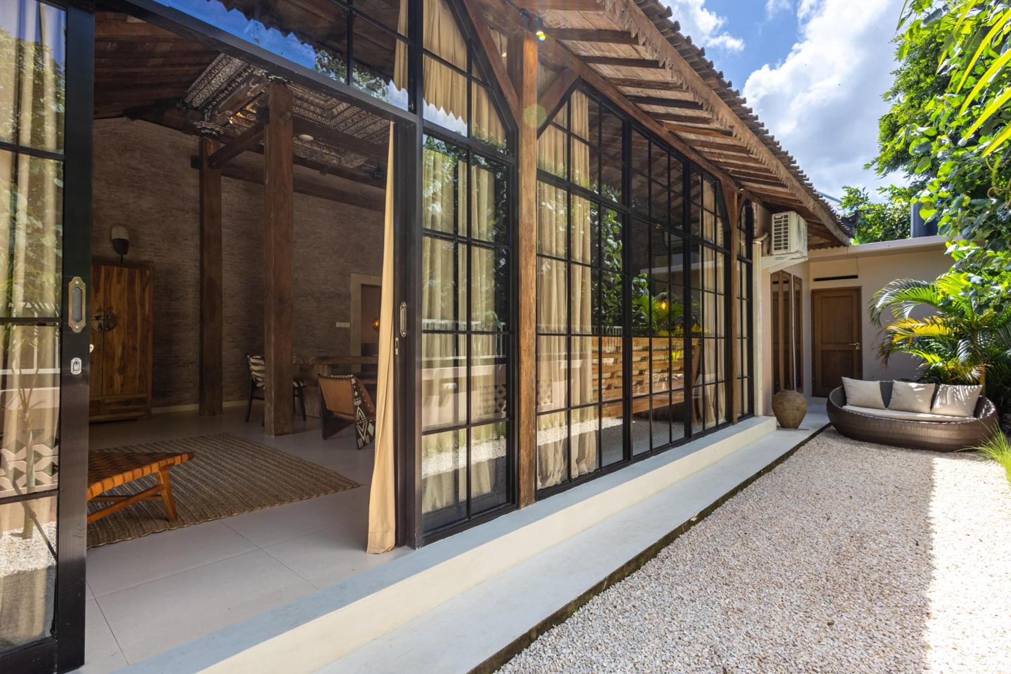 The Pink Joglo, A Cheerful 3Bdr Villa W/Pool And Rice-Field View. Dalung  Bagian luar foto